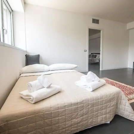 Loft Smart Parma L Wi-Fi Fibra, Indipendente, Perfetto Per Business E Coppie Lejlighed