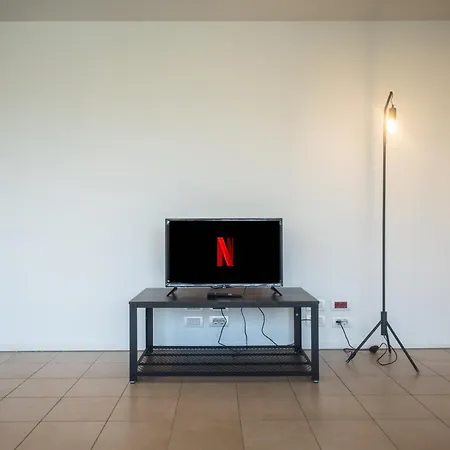 Lofta59 L Stazione A 2 Minuti L Centro A Piedi L Con Cucina L Parcheggi & Wifi Ultra Apartmán Parma