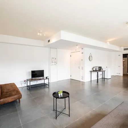 Lofta59 L Stazione A 2 Minuti L Centro A Piedi L Con Cucina L Parcheggi & Wifi Ultra *