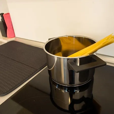 Apartmán Lofta59 L Stazione A 2 Minuti L Centro A Piedi L Con Cucina L Parcheggi & Wifi Ultra Parma