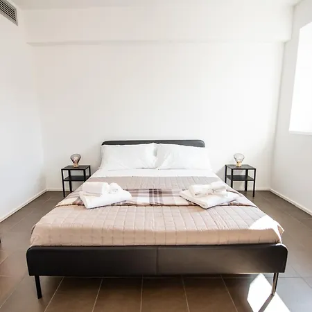 Loft Smart Parma L Wi-Fi Fibra, Indipendente, Perfetto Per Business E Coppie Lejlighed Parma