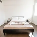 Loft Smart L Wi-fi Fibra, Indipendente, Perfetto Per Business E Coppie Lejlighed Parma
