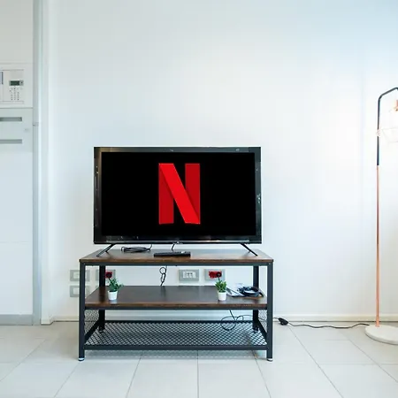 Loft Smart Parma L Wi-Fi Fibra, Indipendente, Perfetto Per Business E Coppie 帕爾馬