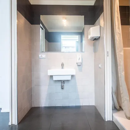 Loft Smart Parma L Wi-Fi Fibra, Indipendente, Perfetto Per Business E Coppie Parma