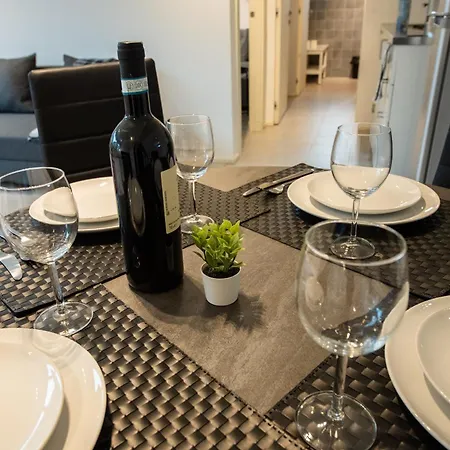 Loft Smart Parma L Wi-Fi Fibra, Indipendente, Perfetto Per Business E Coppie * 帕爾馬