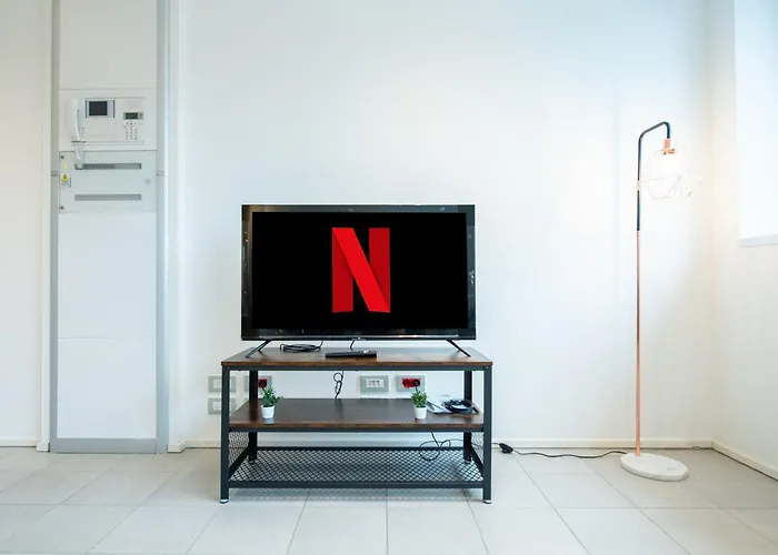 Loft Smart L Wi-fi Fibra, Indipendente, Perfetto Per Business E Coppie פארמה