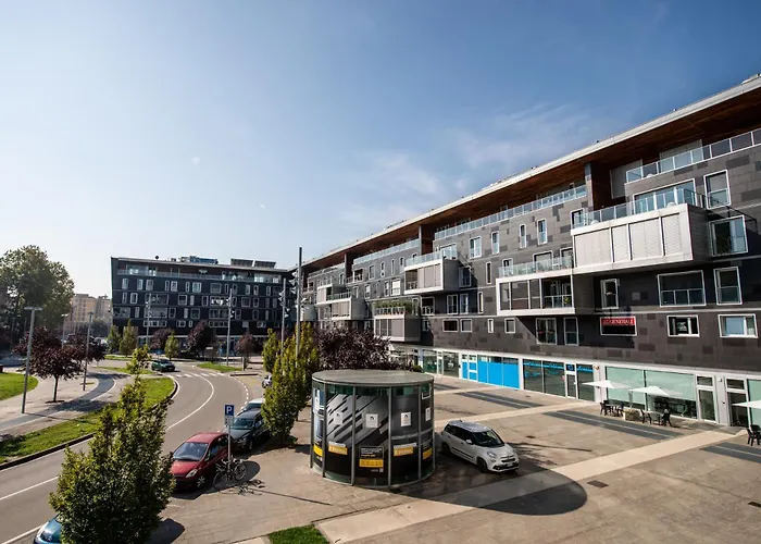 Loft Smart L Wi-fi Fibra, Indipendente, Perfetto Per Business E Coppie Apartament