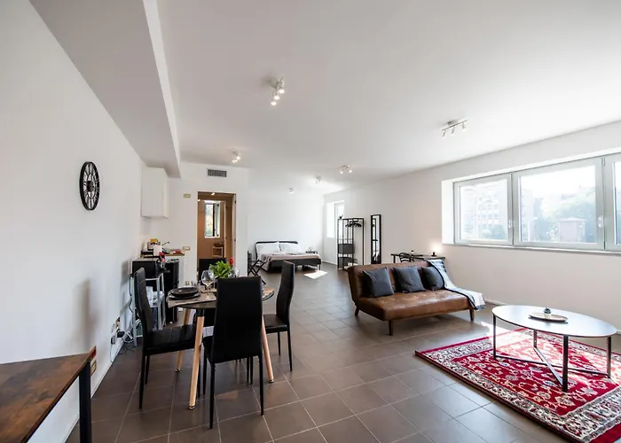Apartamento Loft Smart L Wi-fi Fibra, Indipendente, Perfetto Per Business E Coppie