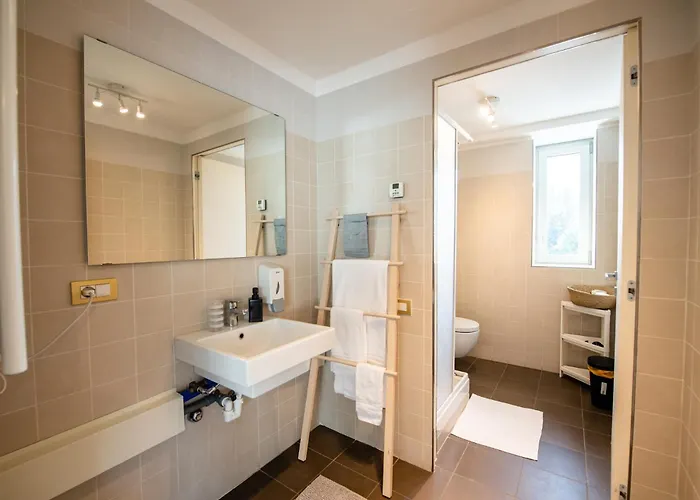 Apartamento Loft Smart L Wi-fi Fibra, Indipendente, Perfetto Per Business E Coppie Parma